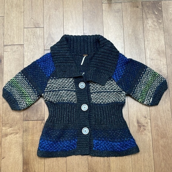 Free People Napoli Cardigan Sweater Wool Button Front Short Sleeve chunky knit S - Picture 6 of 11